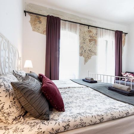 Sobe Poldka Hotel Доленсле Топлице Екстериор снимка