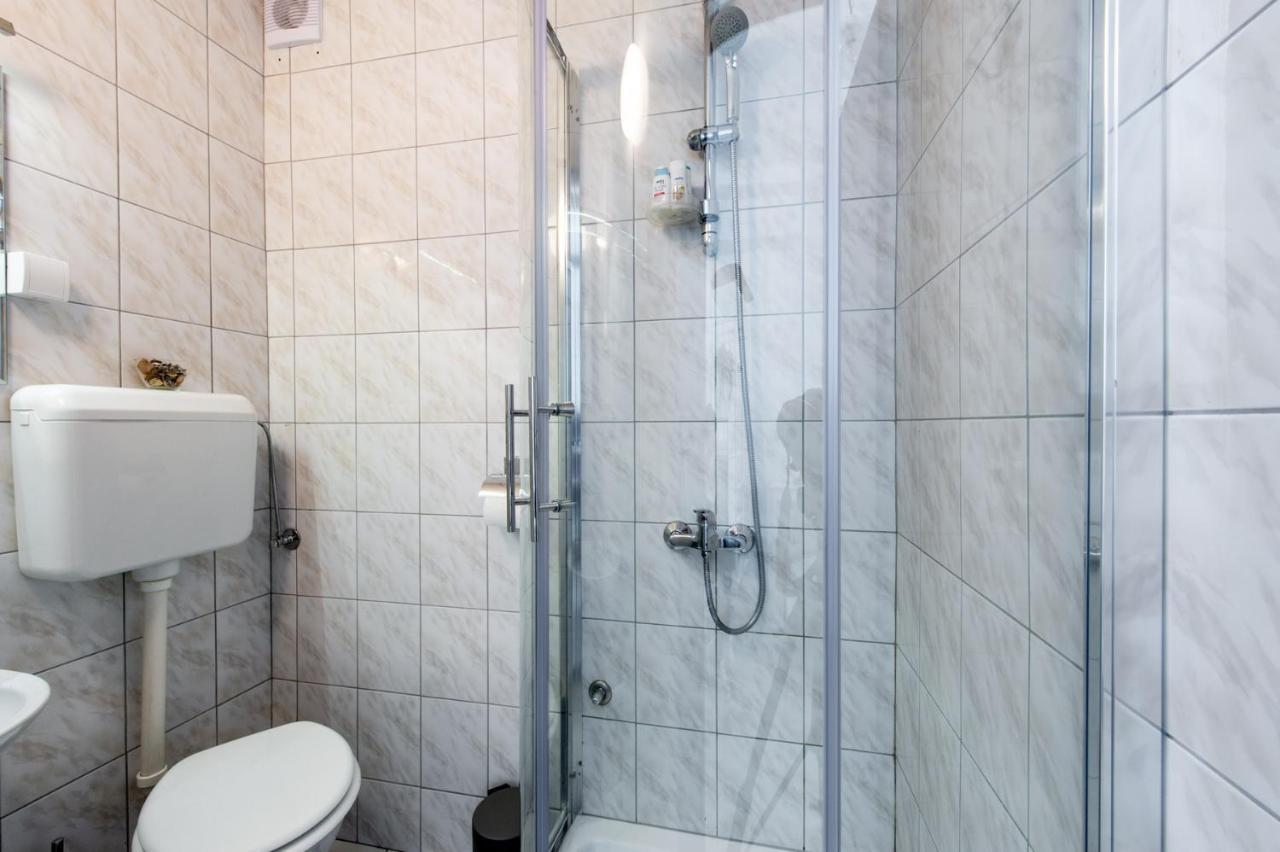 Sobe Poldka Hotel Доленсле Топлице Екстериор снимка