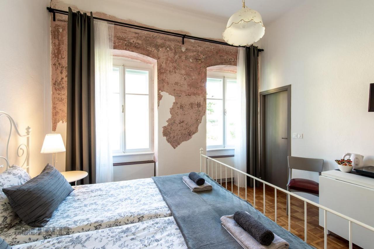 Sobe Poldka Hotel Доленсле Топлице Екстериор снимка