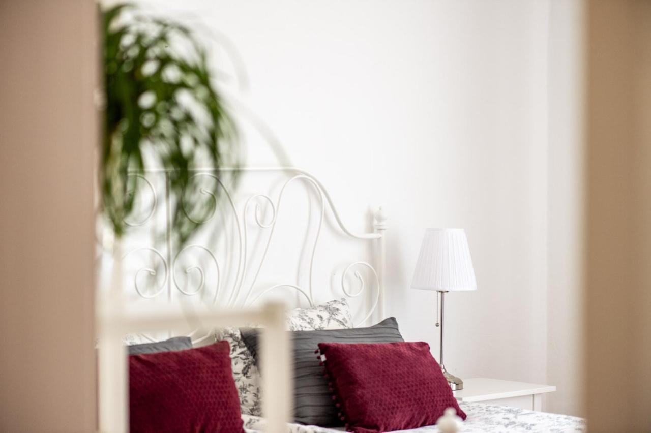 Sobe Poldka Hotel Доленсле Топлице Екстериор снимка